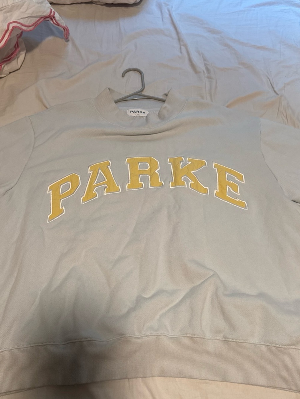 Parke Women's Crewneck Sweatshirt in Light Gray with Yellow Logo